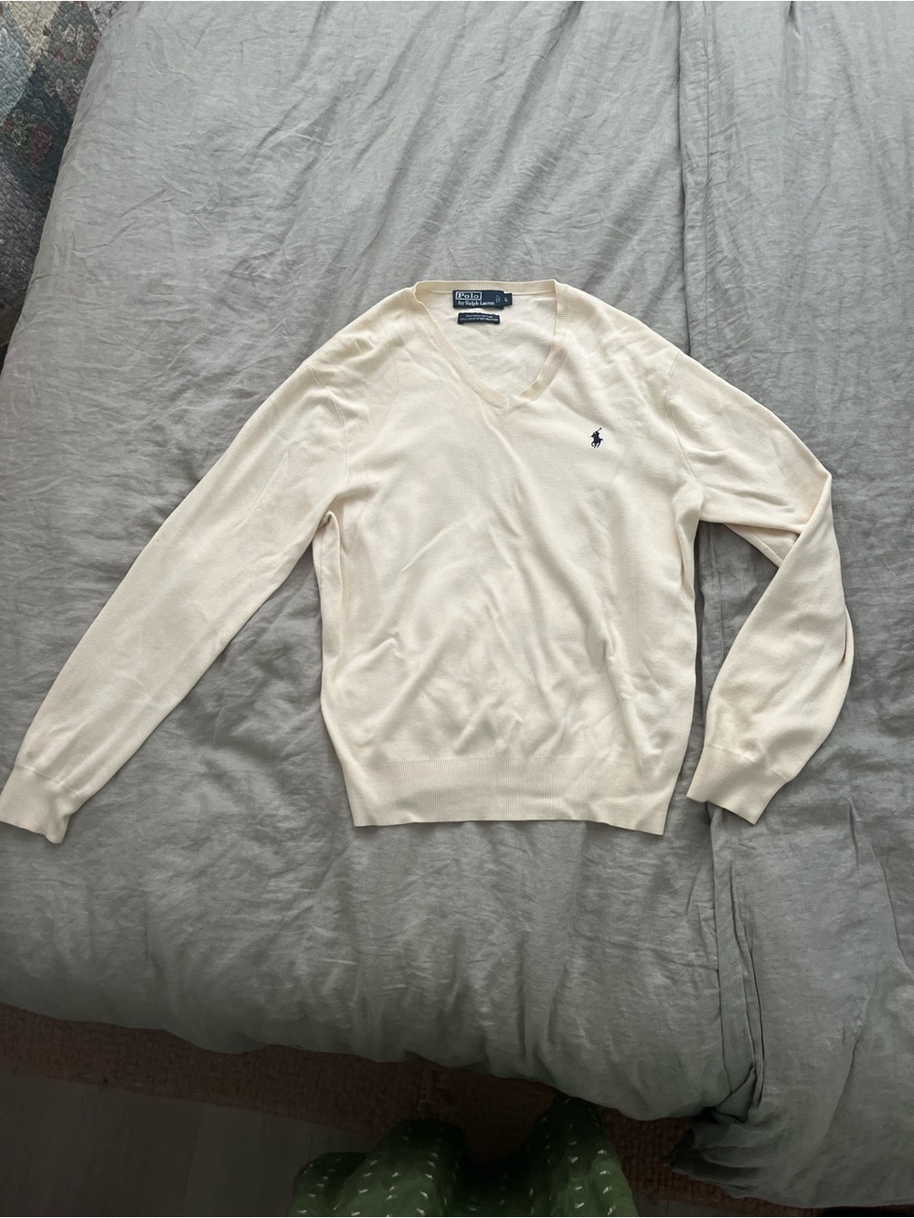 Polo Ralph Lauren Men’s cream V-neck 100 percent Pima cotton sweater